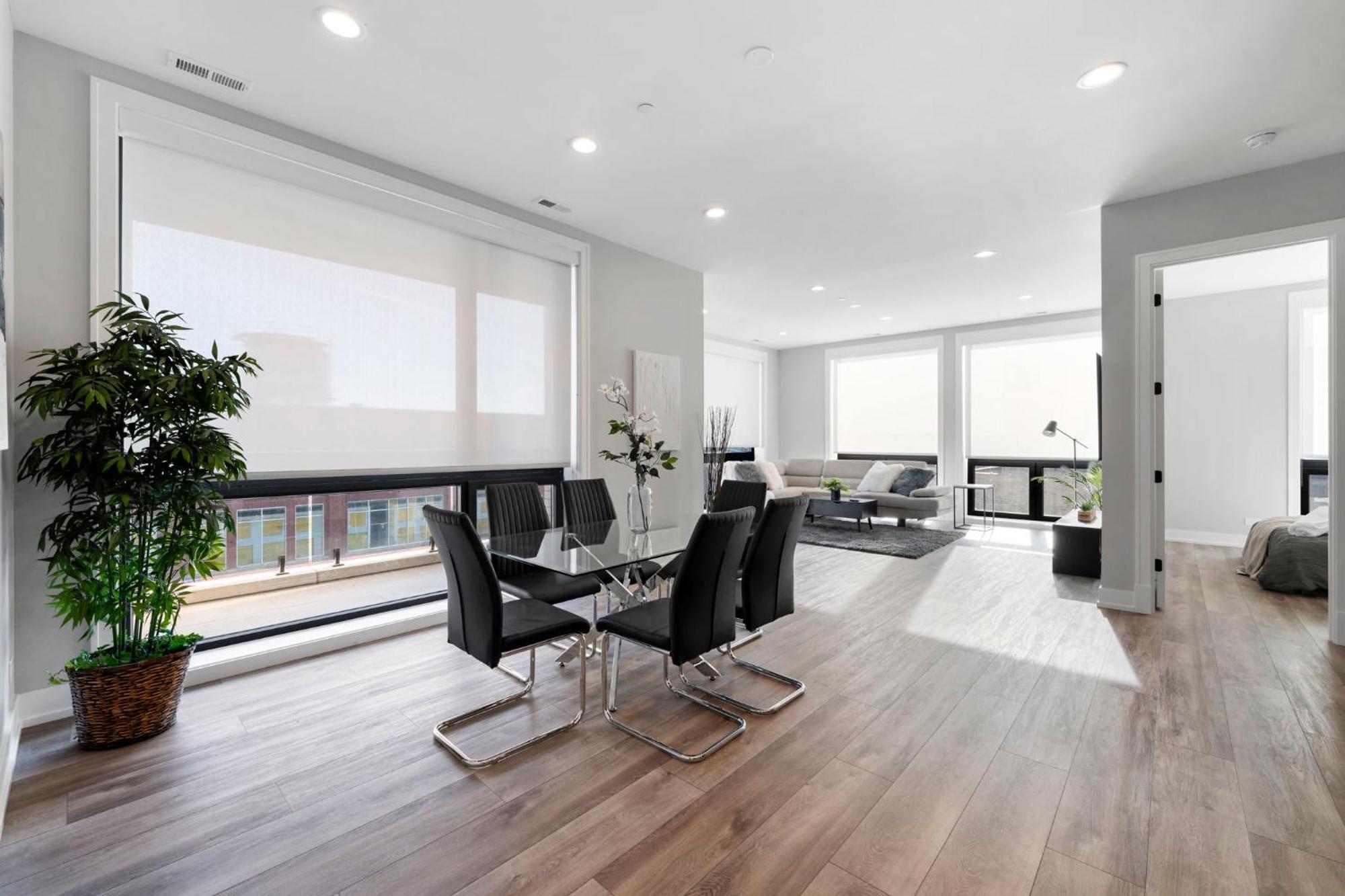 Brand New 3bed 3bath Modern W Balcony