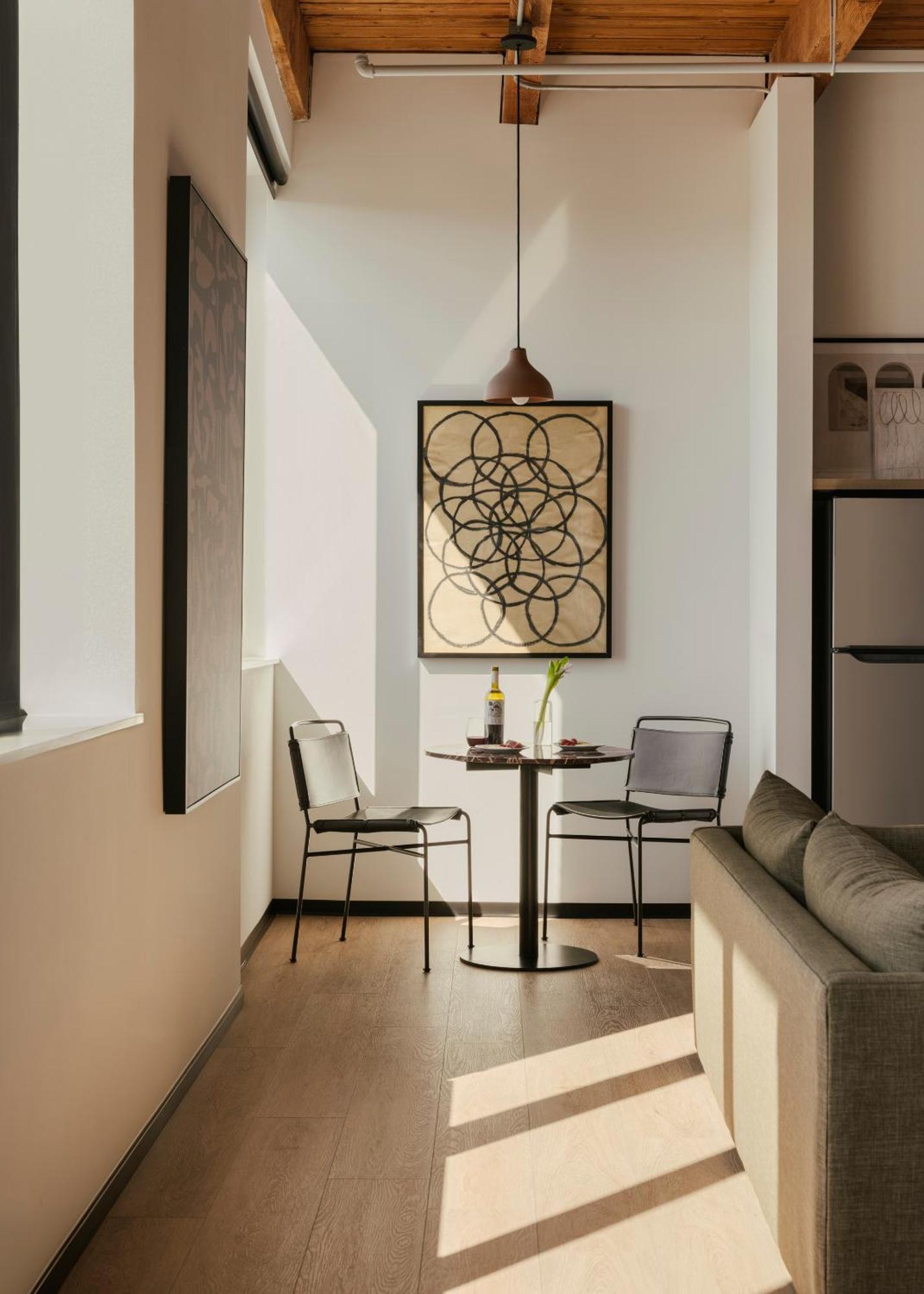 Sonder By Marriott Bonvoy Market Hall Apartments West Loop