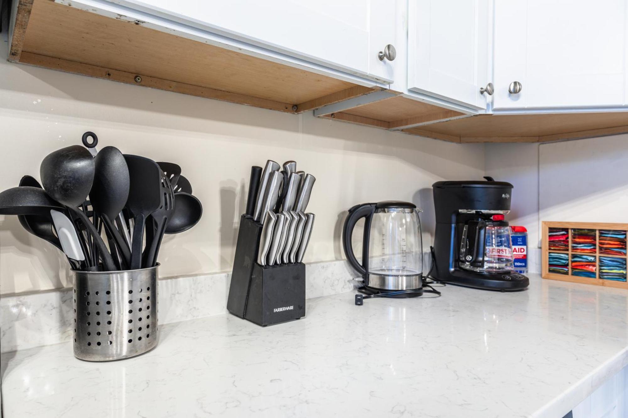 Family And Group Friendly 5Br Spacious Unit With Pool Table And Optional Parking Near Mccormick Place And Soldier Field Apartment