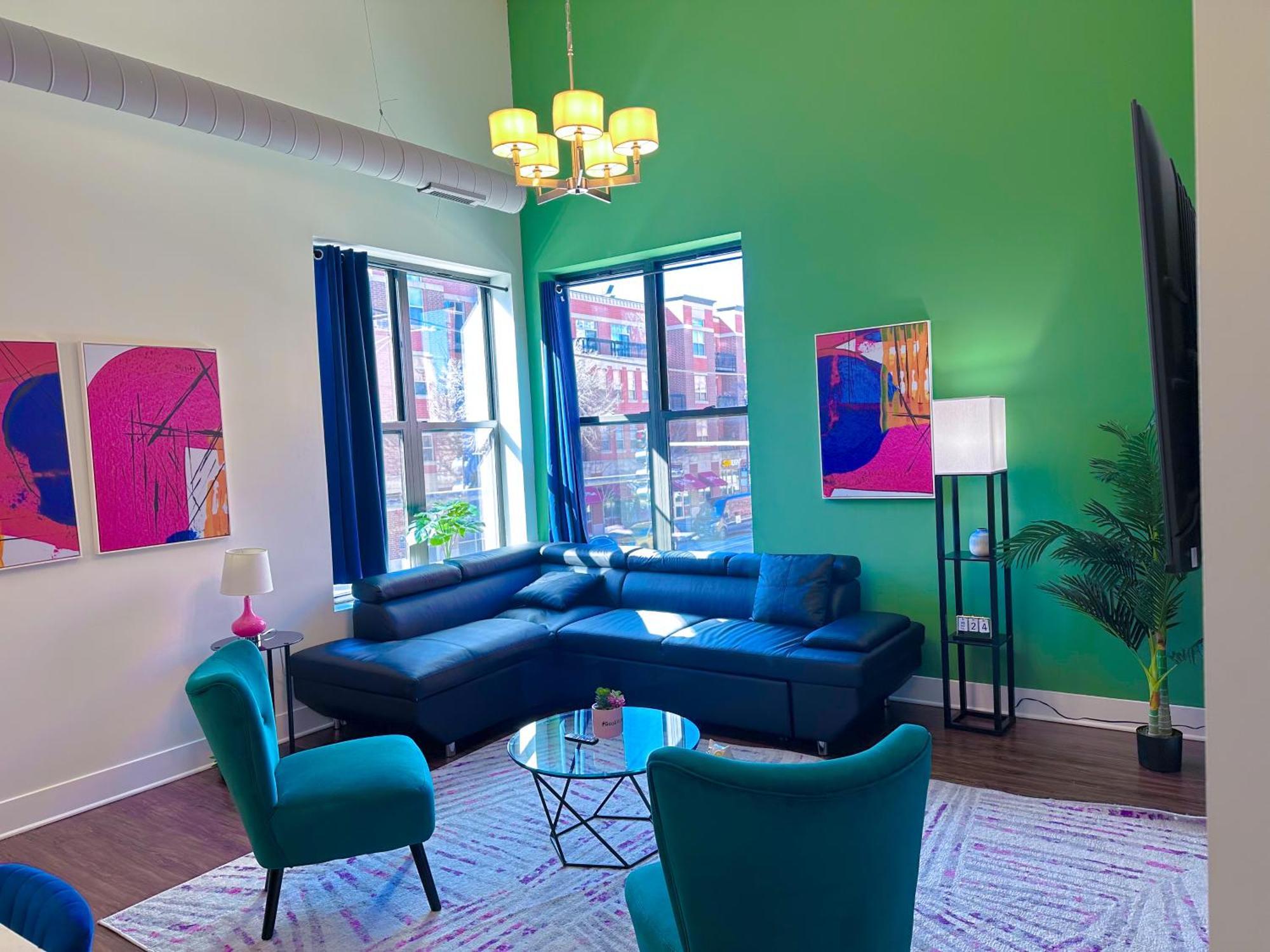 Apartment Chic & Central 3Br Oasis With Optional Parking Near Uic, Roosevelt Station & Chicago'S Top Attractions
