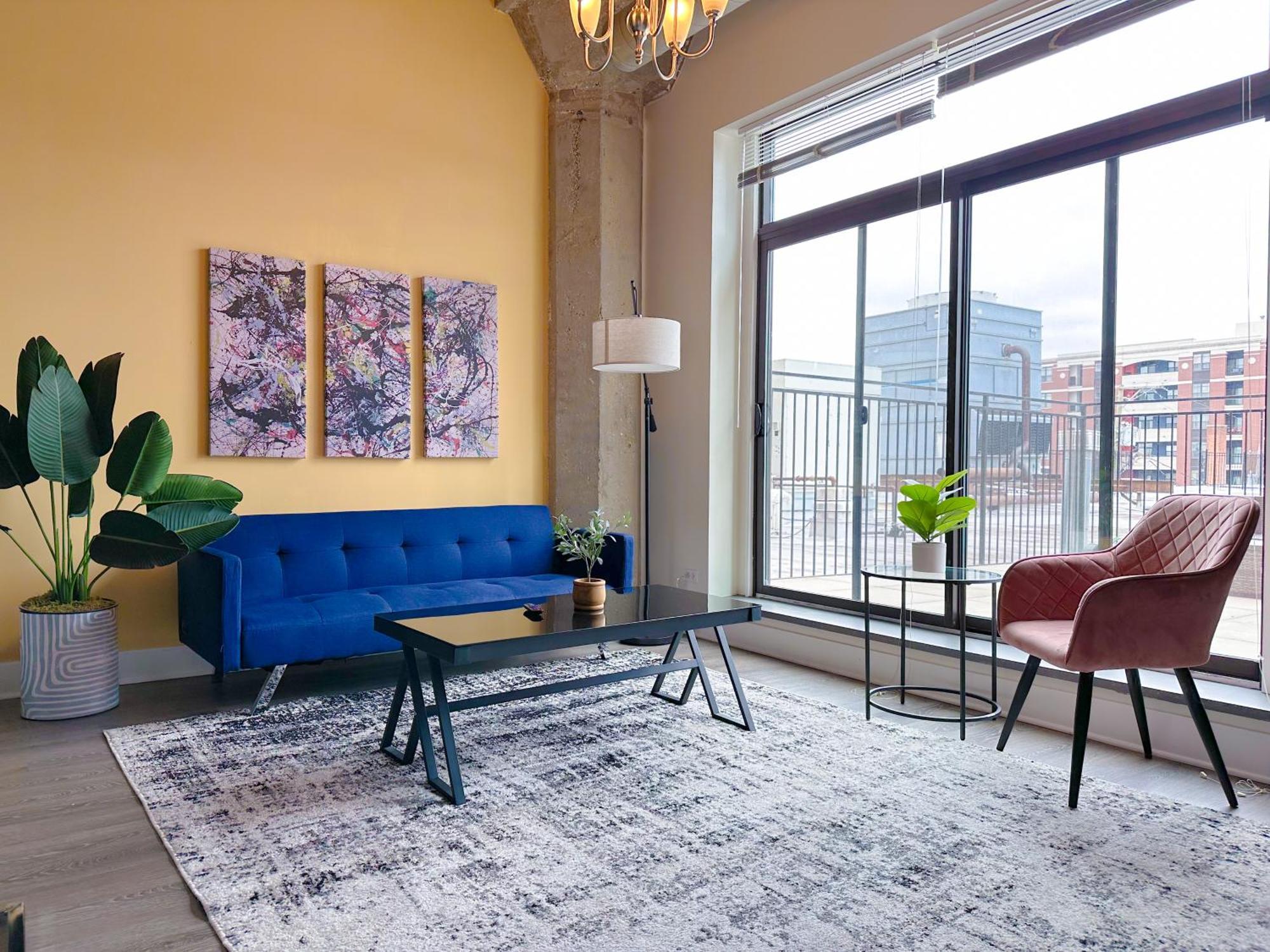 Mccormick Place 2Br Suite With Patio, Skyline View And Optional Parking Sleeps 6 Near Soldier Field And Grant Park * Chicago