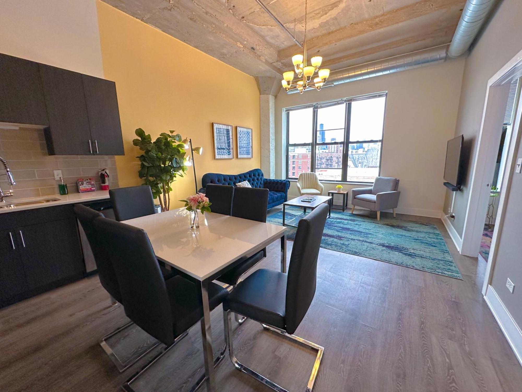 Apartment Chic Cozy 3Br Michigan Avenue Spacious Suite Close To Iconic Chicago Landmarks & Attractions