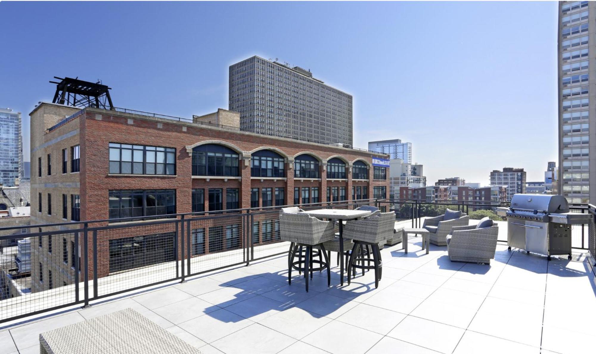 Apartment Mccormick Oasis With Balcony, Optional Parking, Patio, Gym For Up To 6 Guests Chicago