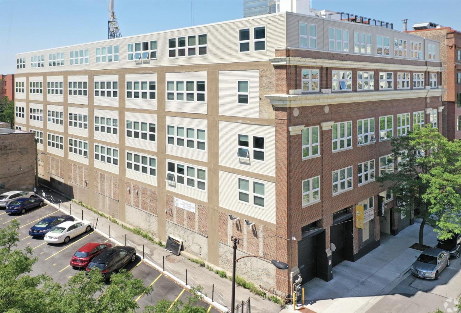 Mccormick Oasis With Balcony, Optional Parking, Patio, Gym For Up To 6 Guests Apartment Chicago