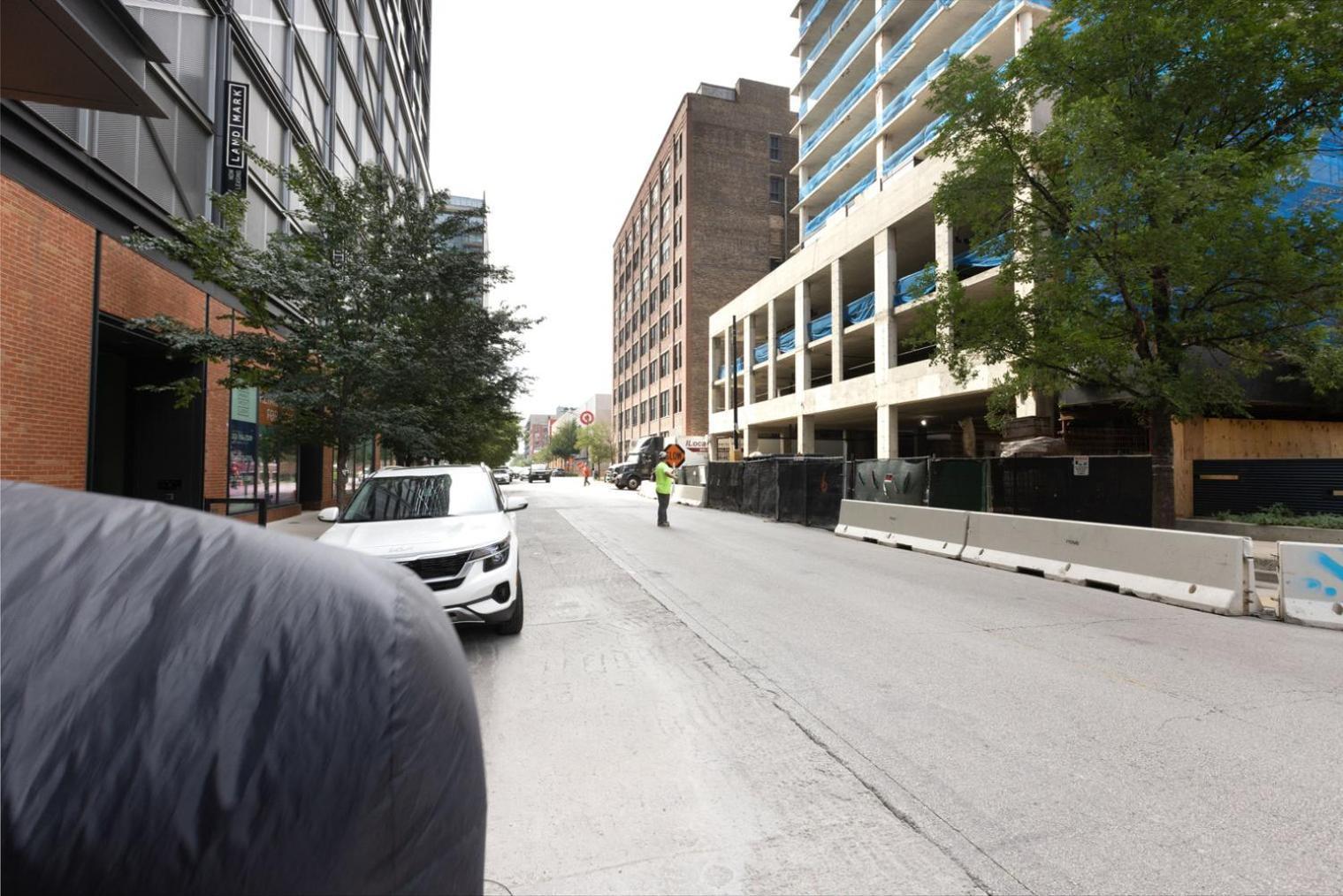 W Loop W Gym Pool Coworking Nr Uic Chi-435 * Chicago