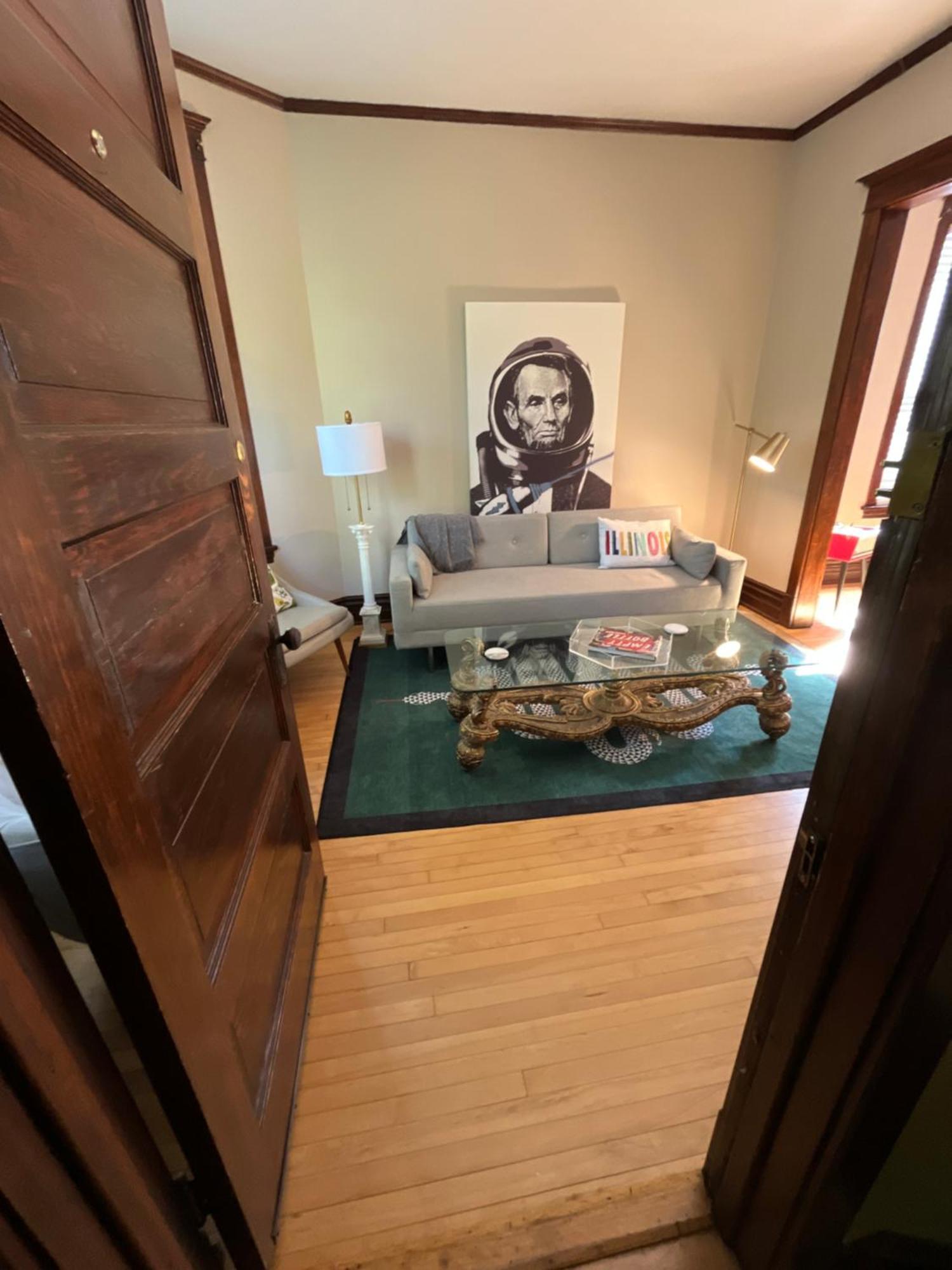 2Br 1Ba Irving Park Updated Vintage Top Unit 2-Flat * Chicago
