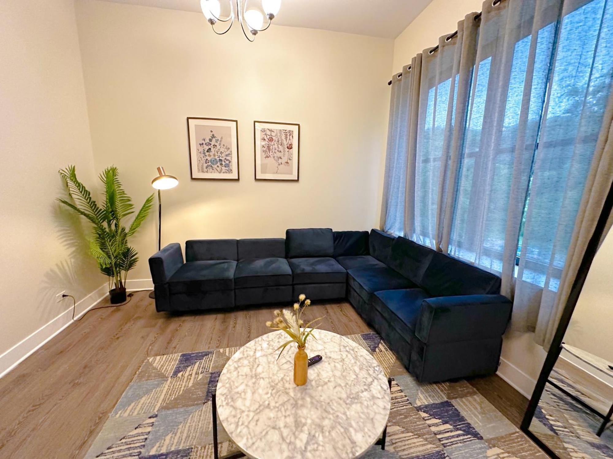 Mccormick 420 Friendly 2br With Optional Parking For Up To 6 People Apartment *