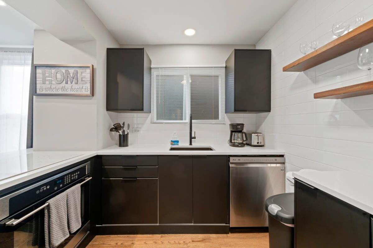 Casa de Férias New 2br W 3 Beds And Highspeed Internet Chicago
