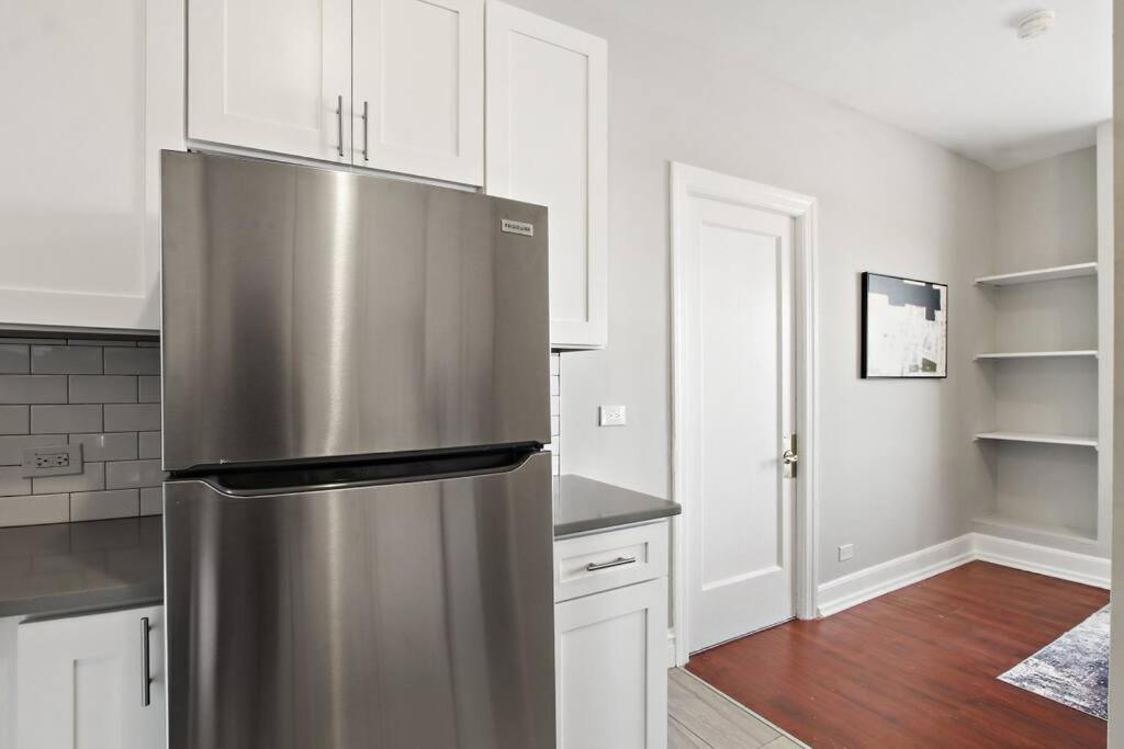 Apartment Sleek & Spacious 3br - Hyde Park 1004 *
