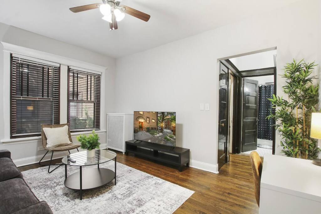 Charm 1-bedroom Oasis - Woodlawn 1e Apartment Chicago