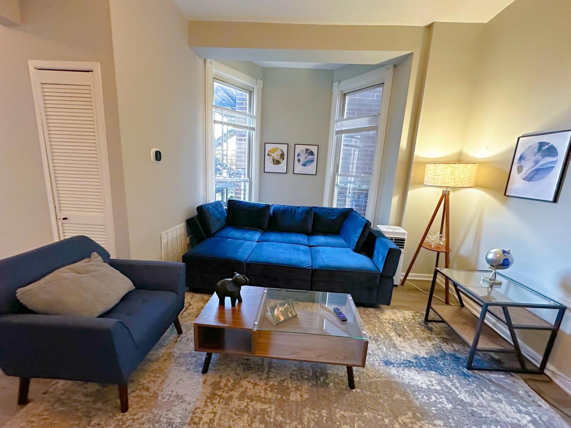 The Secret West Loop Oasis For Up To 4 Guests - 5 Minutes To United Center! Chicago