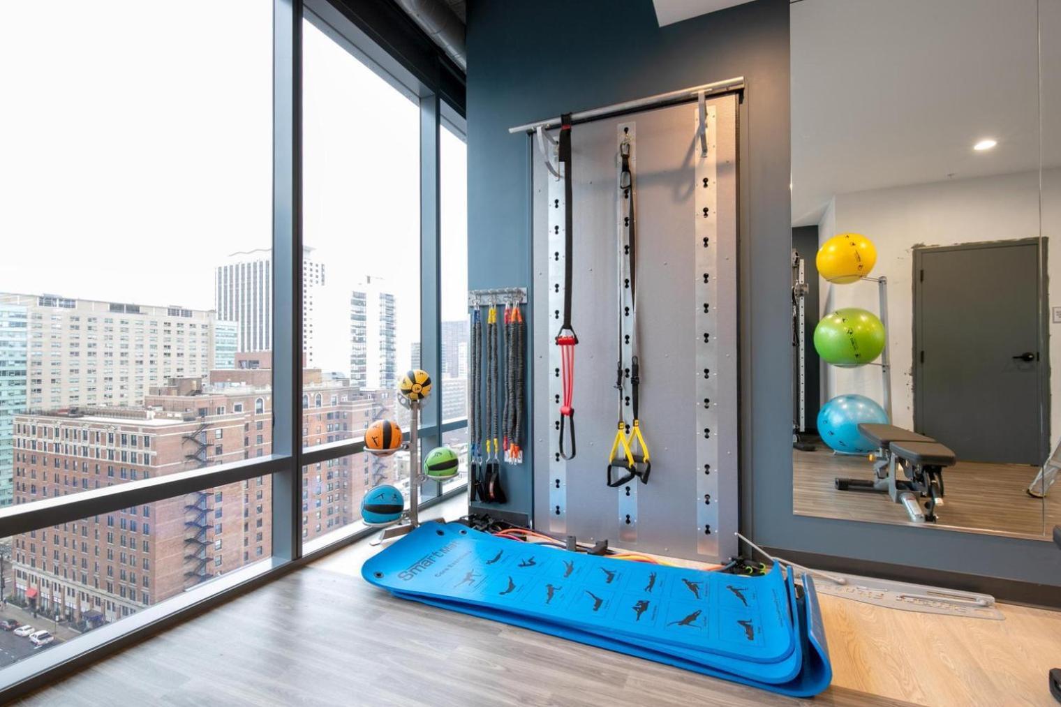 Lakeview 1br W Wd Gym Nr Lakefront Trail Chi-203 *