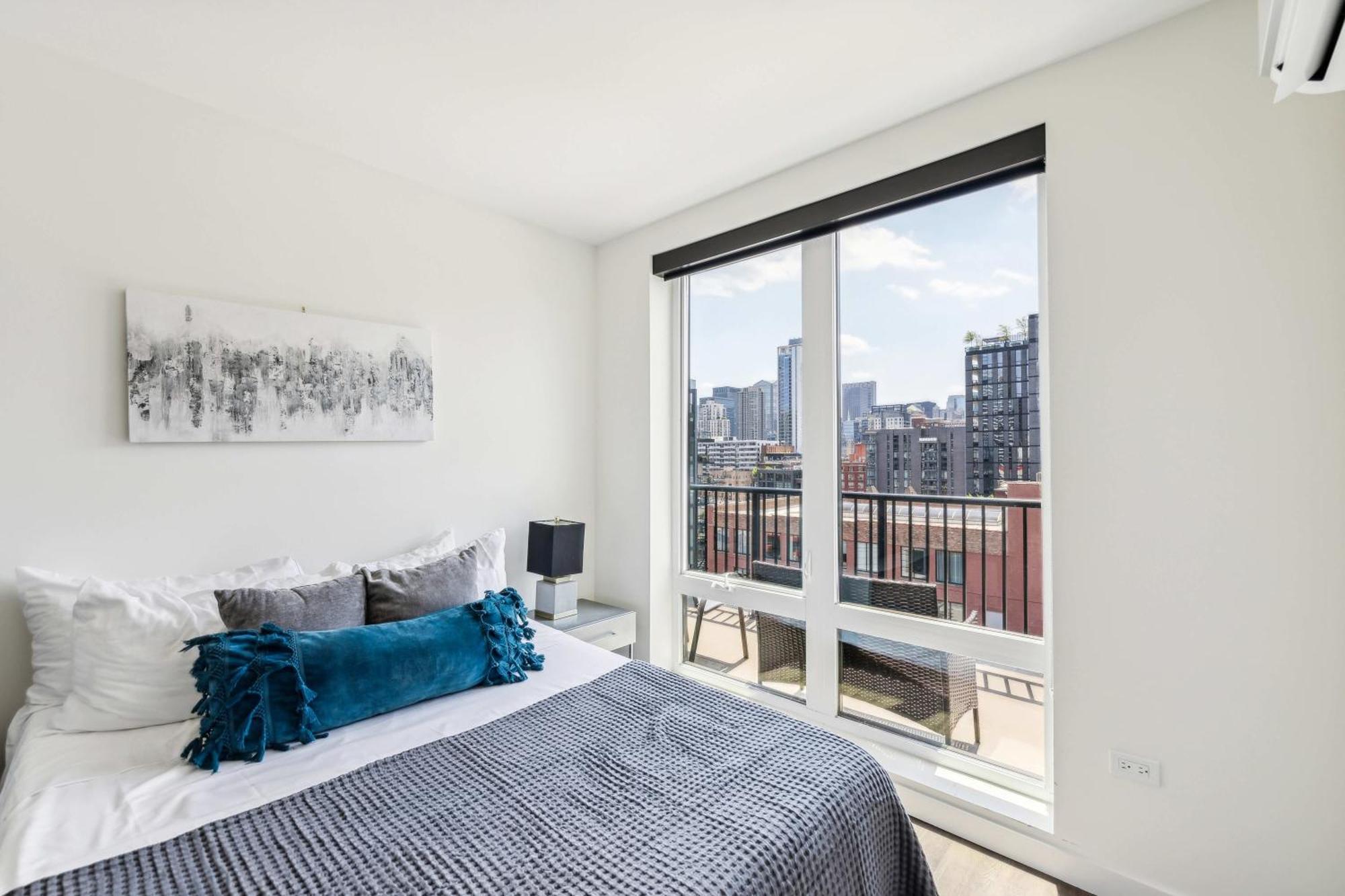 3br Luxury Modern Apartment