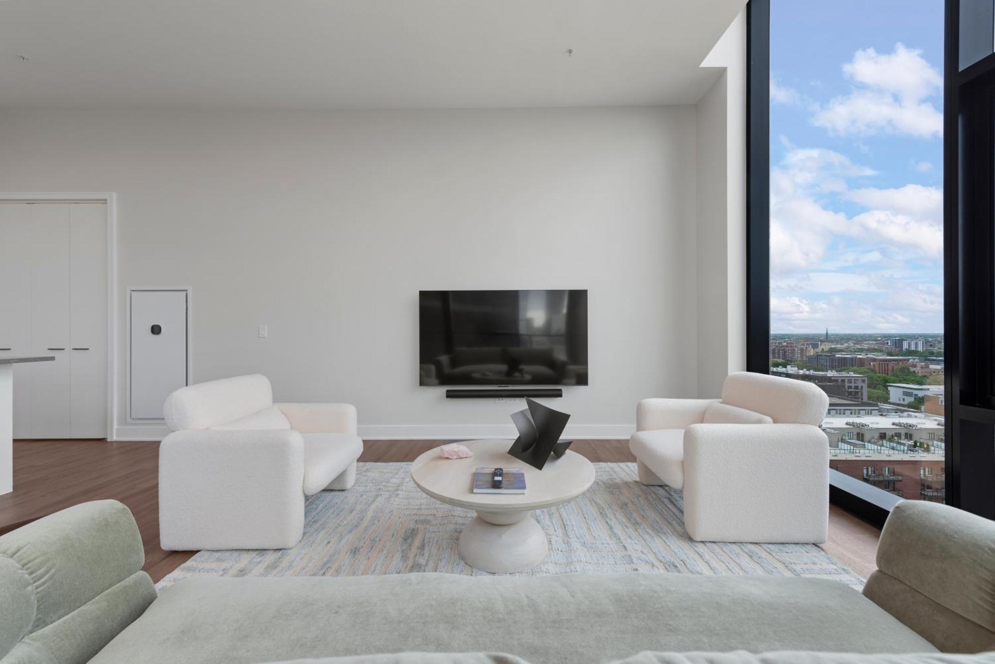 Avra Stylish Prime West Loop Location Near Union Park Apartamento