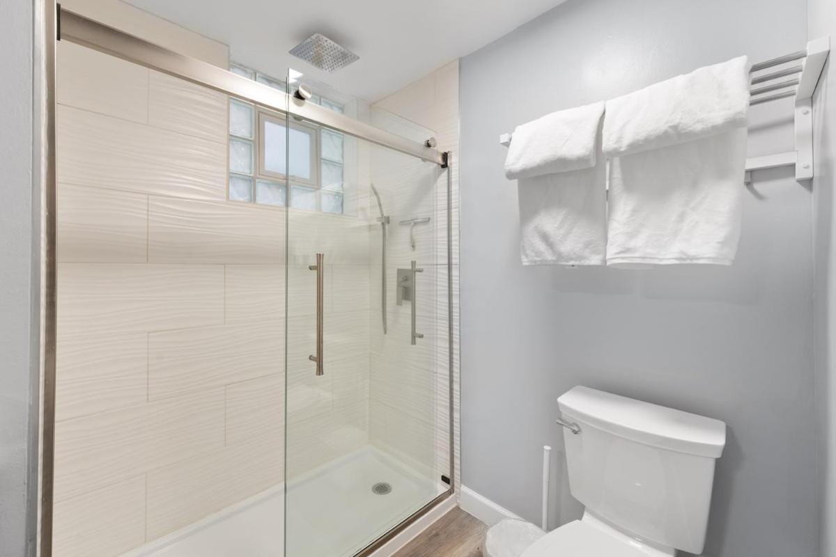 Apartamento Stylish 2br Urban Retreat In River West