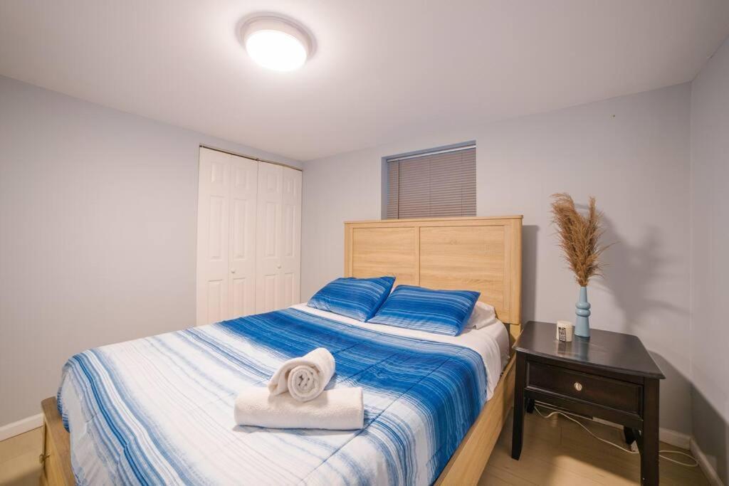 Midway Airport 2 Bedroom With Full Kitchen Chicago