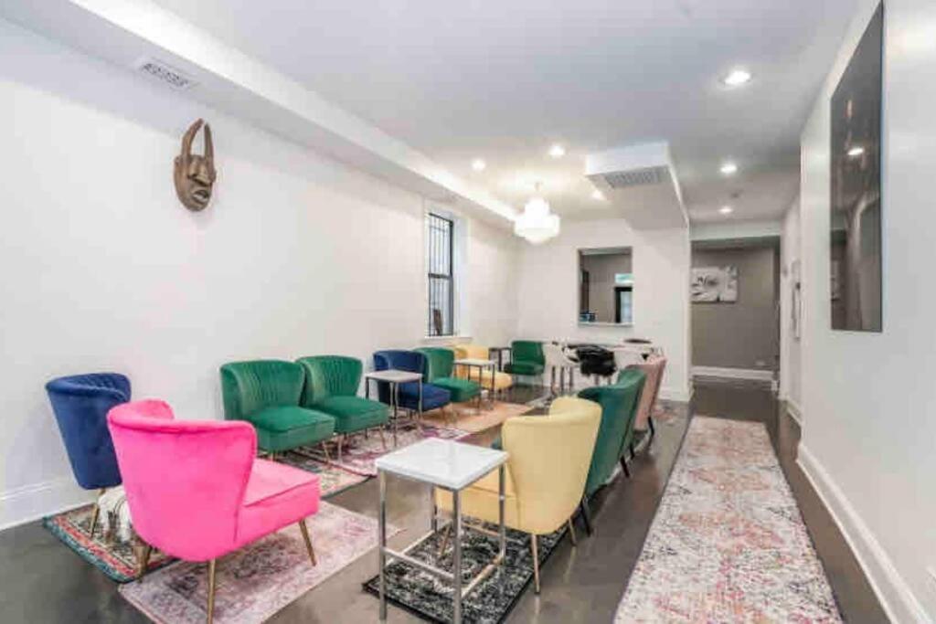 Villa Lakefront Rooftop Parking