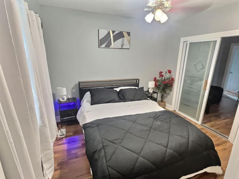 Historic -style Bungalow * Chicago