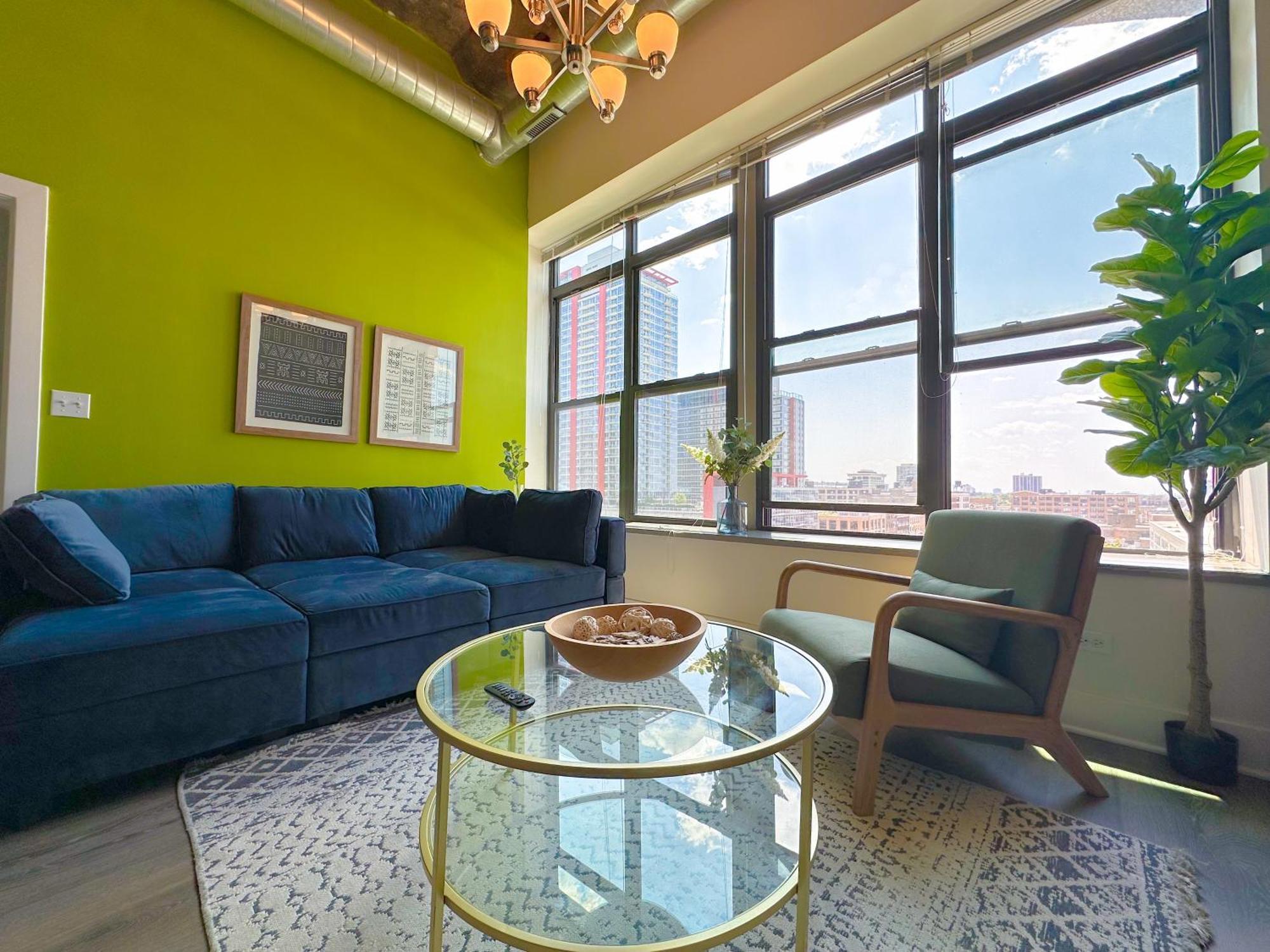 Convenient Cozy 2Br Loft With Optional Parking For 8 Guests Near Mccormick Place, Soldier Field And Lakefront Trail Chicago