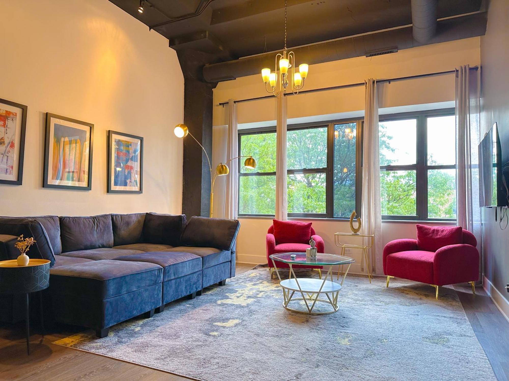 Chic Spacious 3Br South Loop Apartment Near Mccormick Place, Roosevelt Cta & Shopping Area In Chicago *