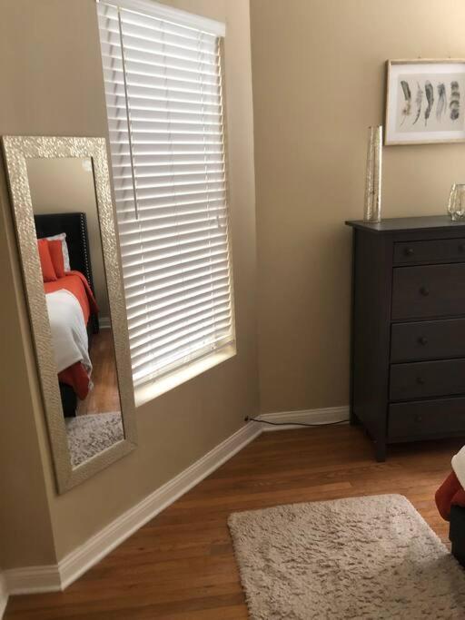 Appartement Tones Comfort Near U Of Chgo And 20min Dtwn Chgo
