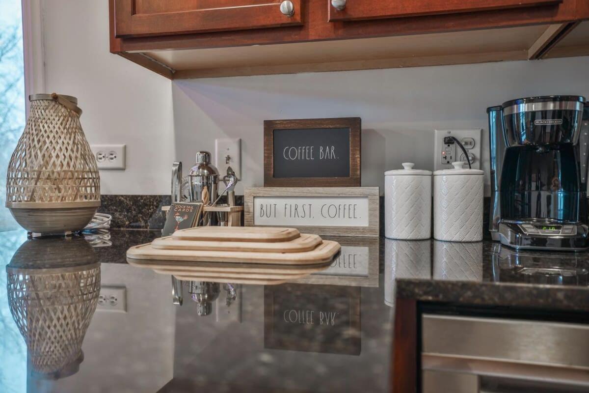 Holiday home Designer Dreams: A Luxurious Escape W 1 Car Garage *