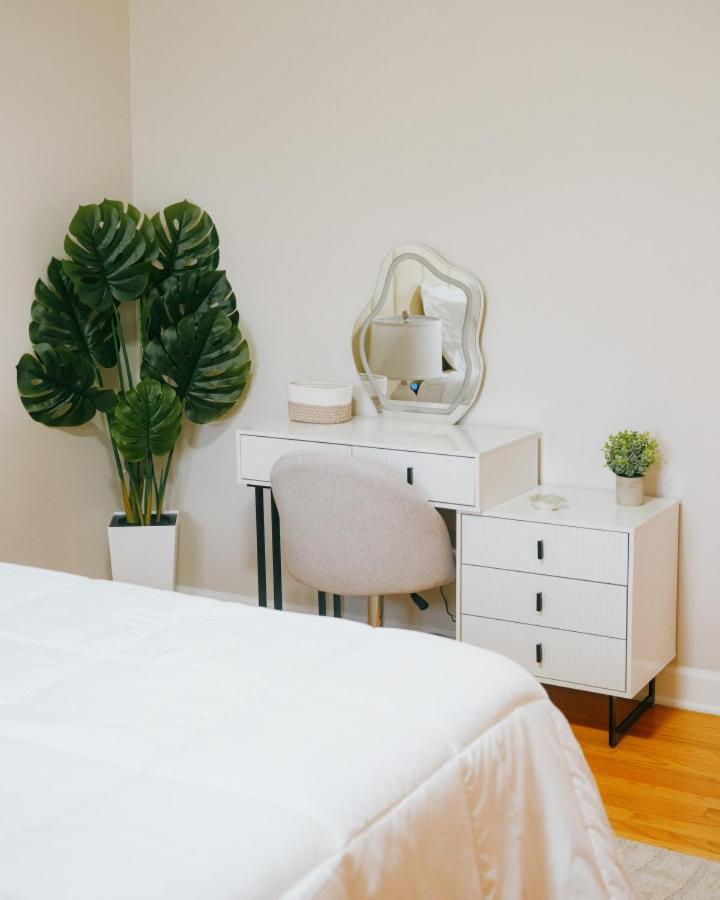 New Modern 3br, Gym, Workspace, Quiet Location