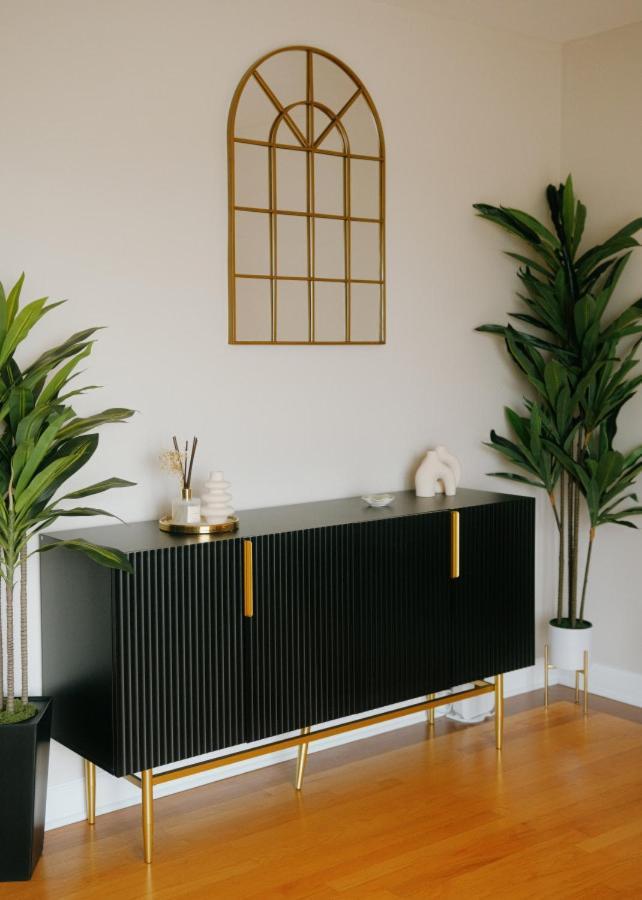 New Modern 3br, Gym, Workspace, Quiet Location