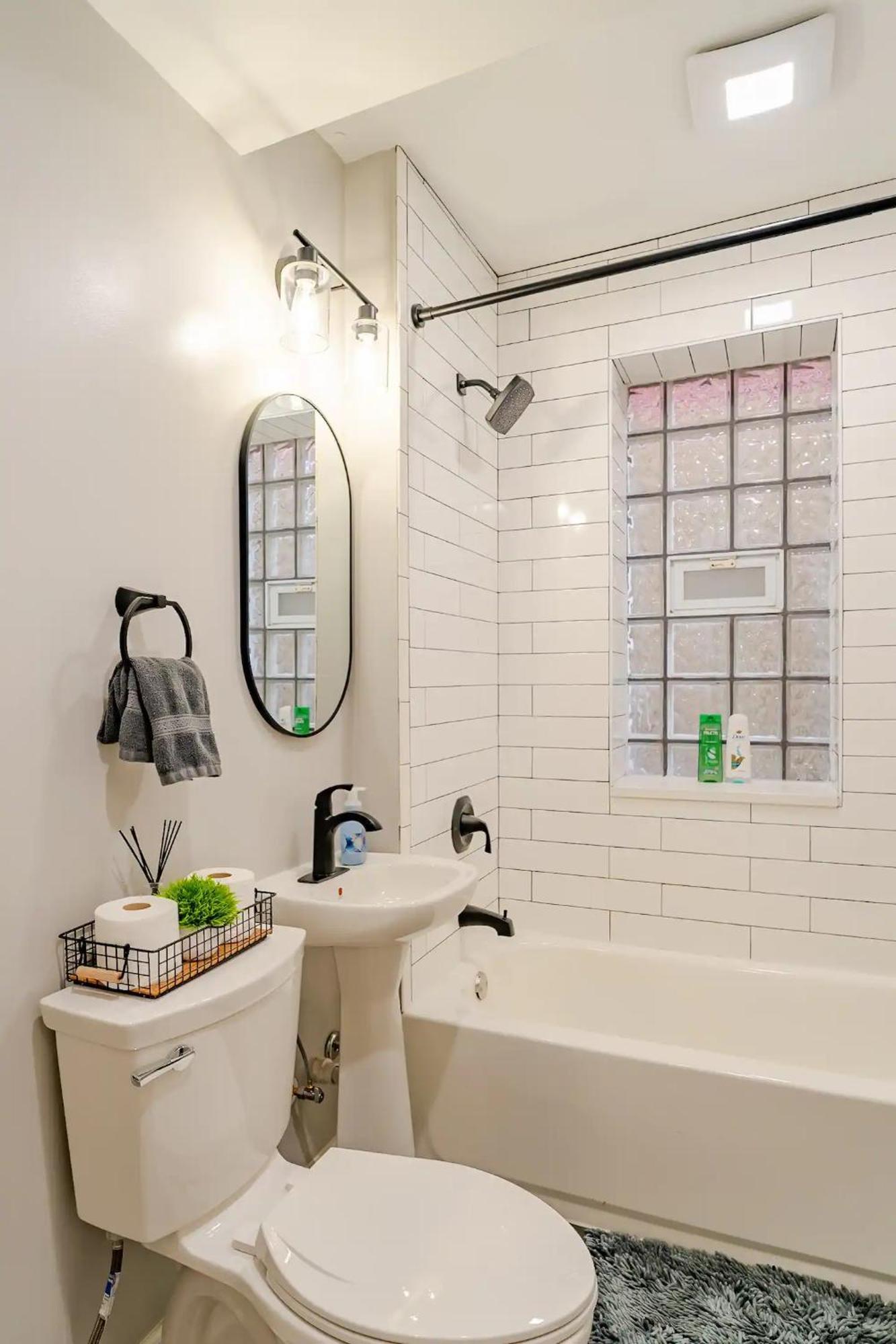 Stylish & Bright Gem Overlooks Lovely Park With Great Amenities