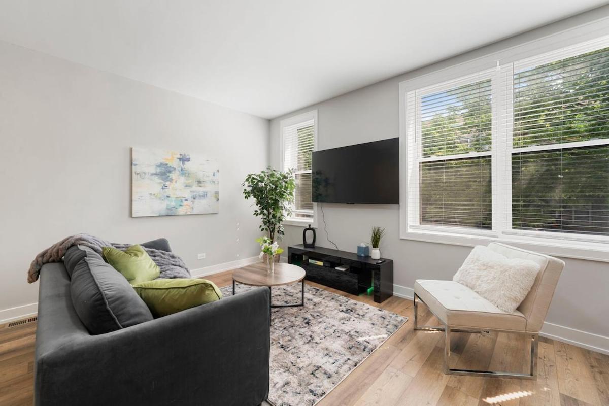 Apartamento 2 Bed & 3 Bath