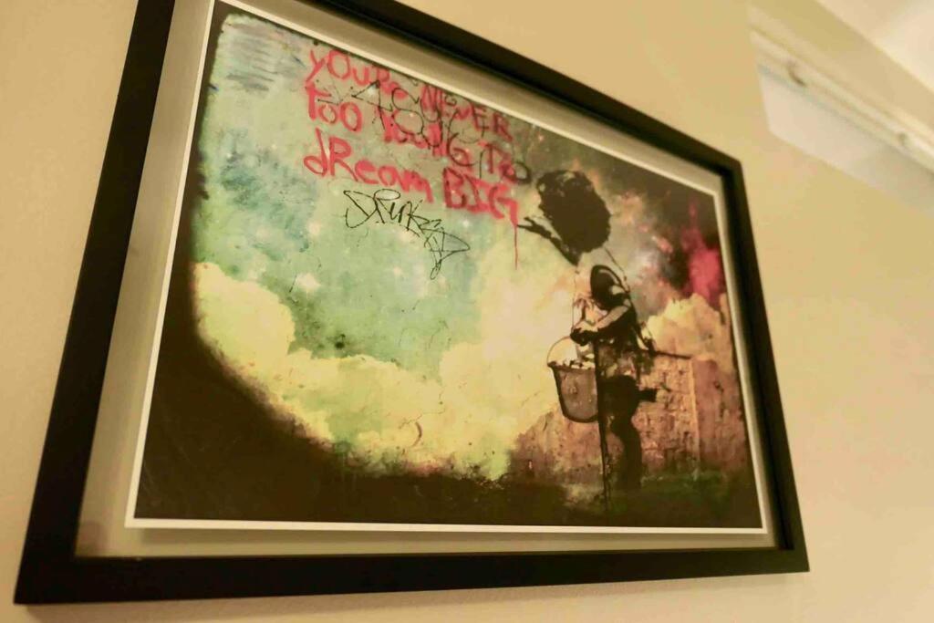 Appartement The Banksy 4 Bedroom King Bed - Firepit Rooftop Near United Center *