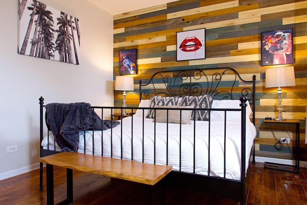 Appartement The Banksy 4 Bedroom King Bed - Firepit Rooftop Near United Center *