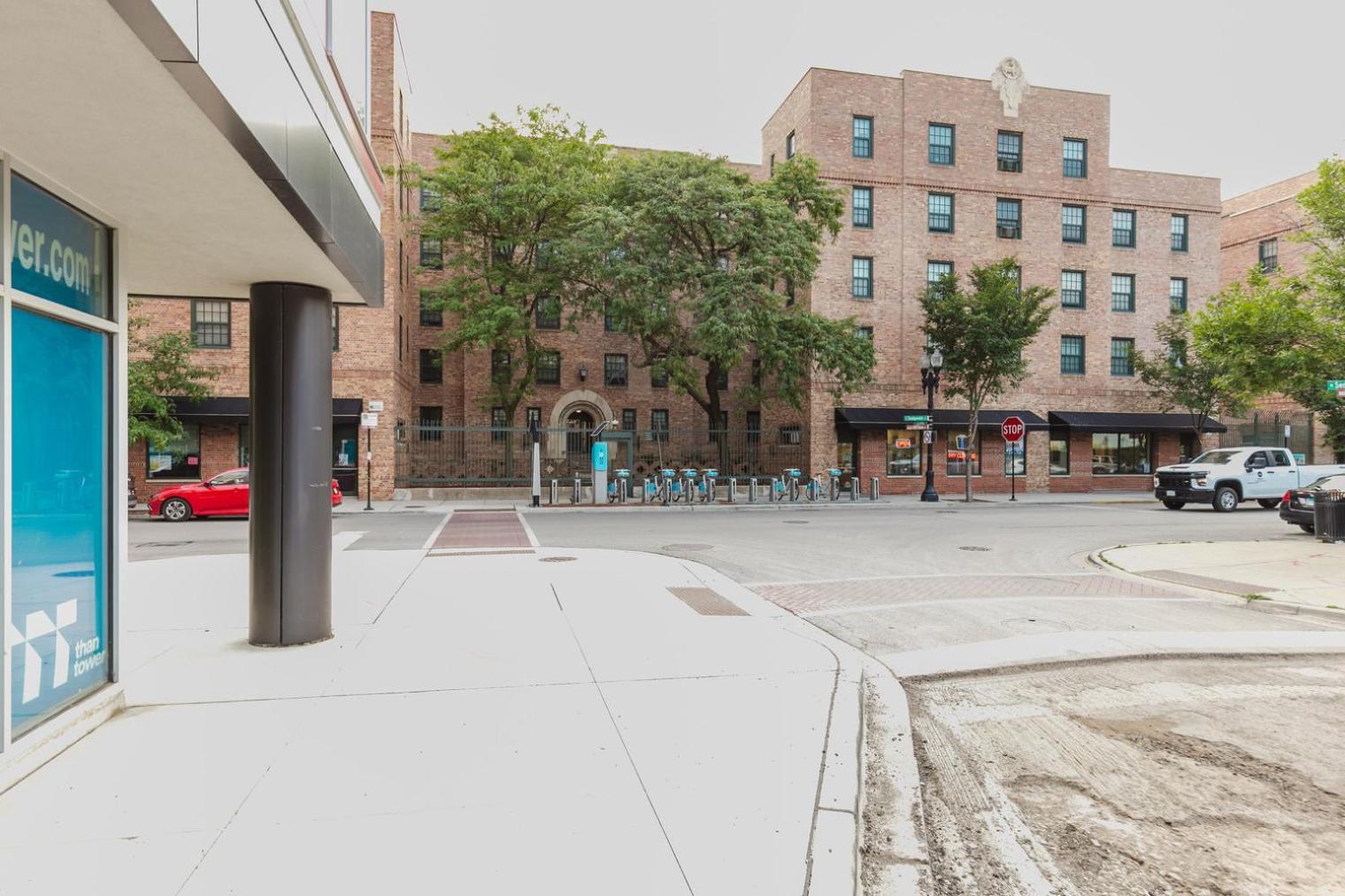Apartment Blueground Old Town Gym Wd Firepit Ac Chi-1088 *