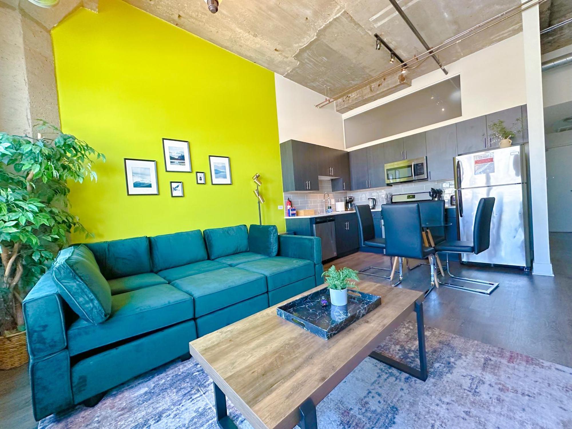 Apartment Mccormick Place Modern 2Br Loft In Downtown Chicago Michigan Avenue With Optional Parking Near Soldier Field Chicago