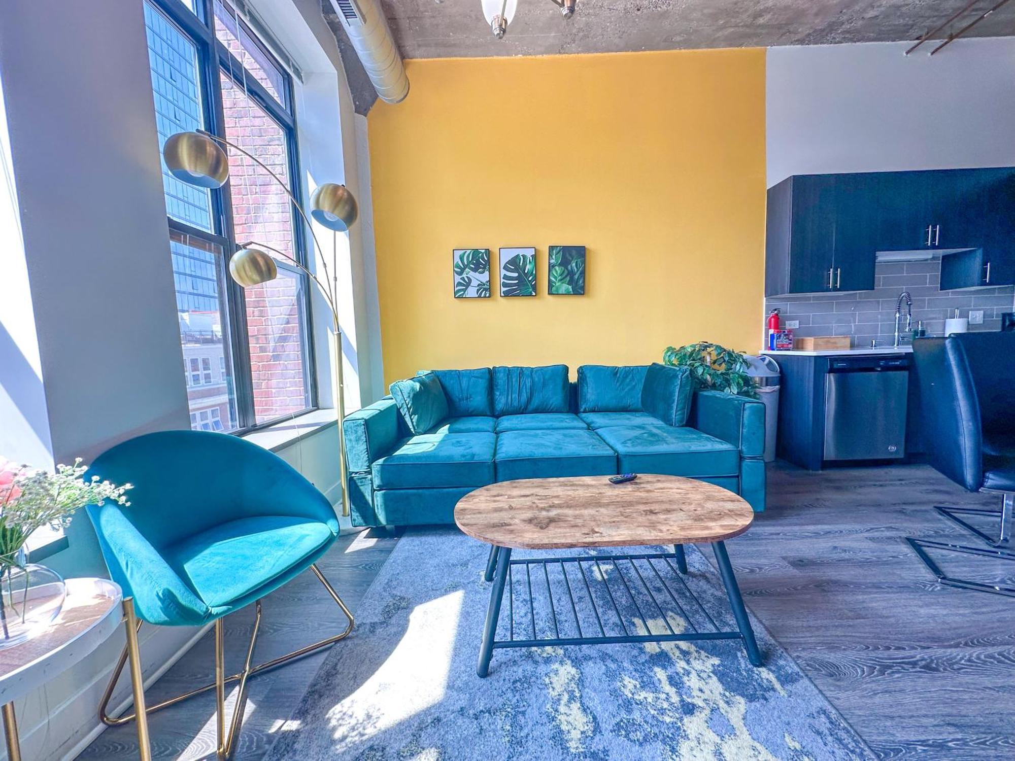 Convenient 2Br Suite In Prime Location With Gym Access & Optional Parking Near Mccormick Place And Soldier Field Chicago
