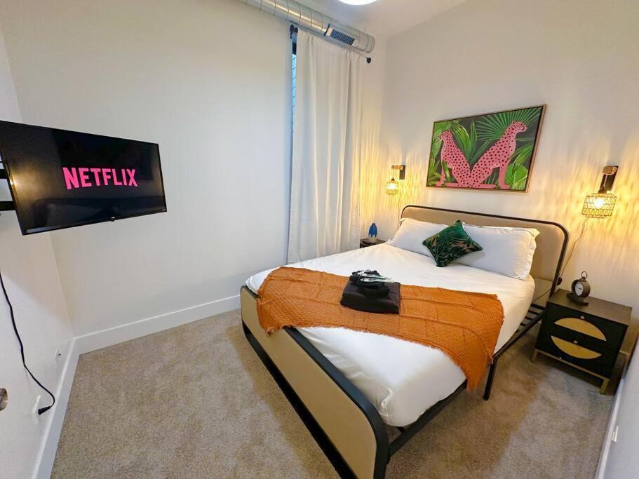 Apartment Modern 3br Unit Near Mccormick Place, Of Illinois And Soldier Field *