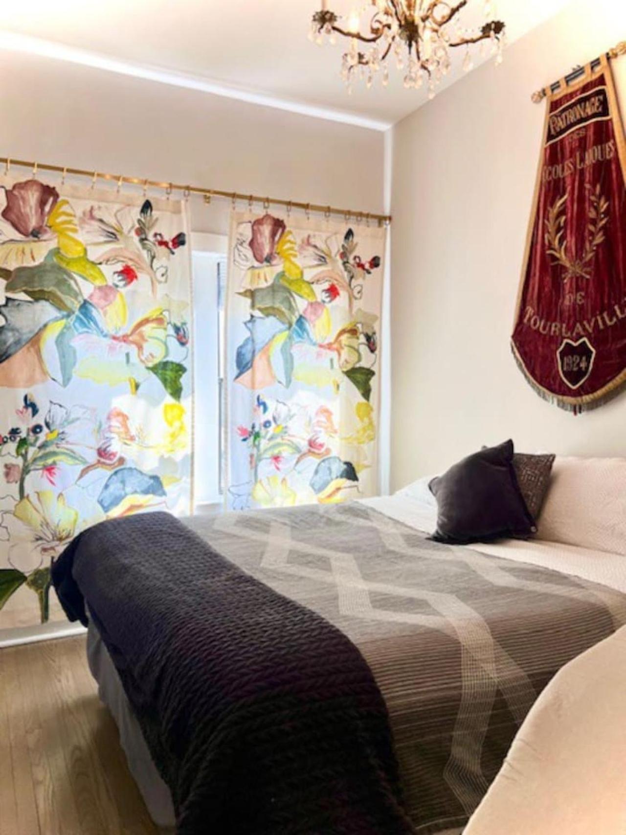 North Side Pied A Terre Chicago
