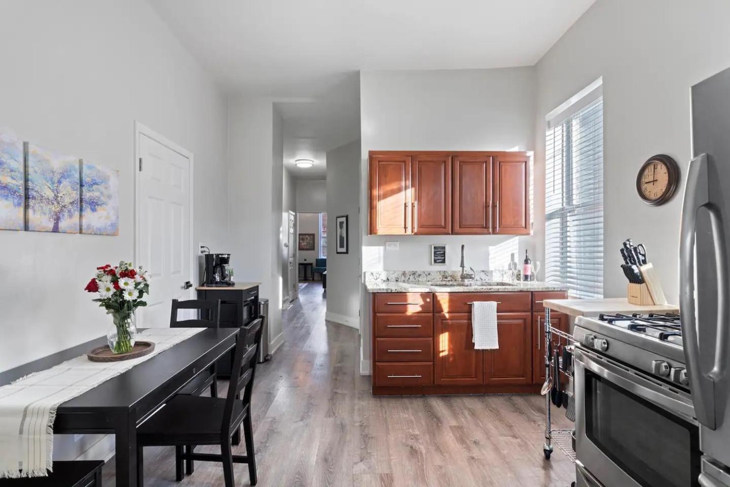 Apartment Perfect Pilsen Chicago