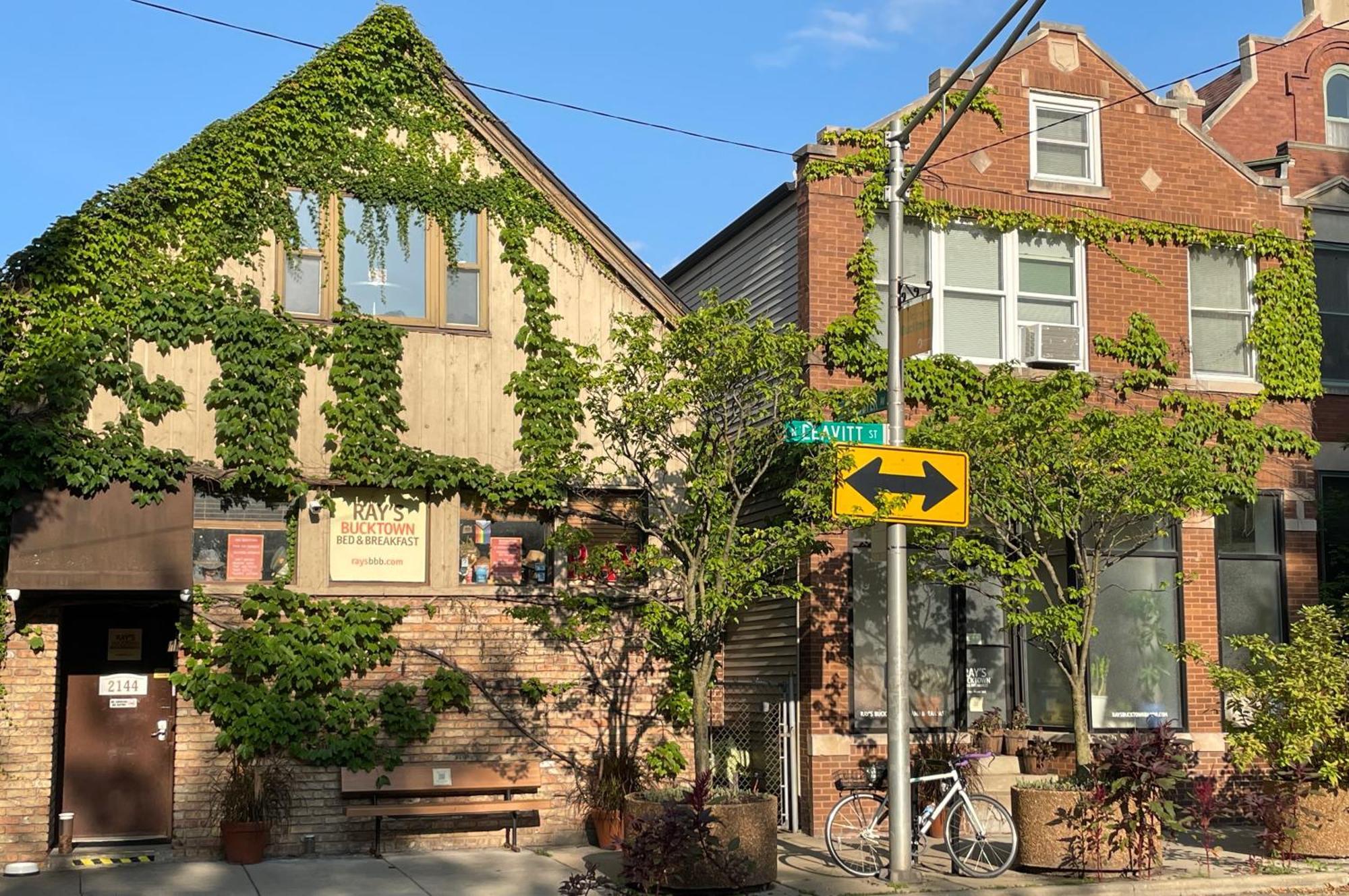 Bed & Breakfast Ray's Bucktown Chicago