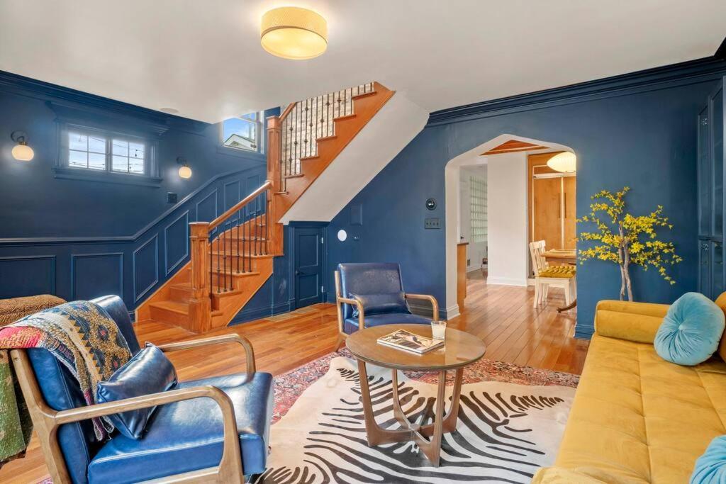 Roscoe Village Family Hideaway Chicago