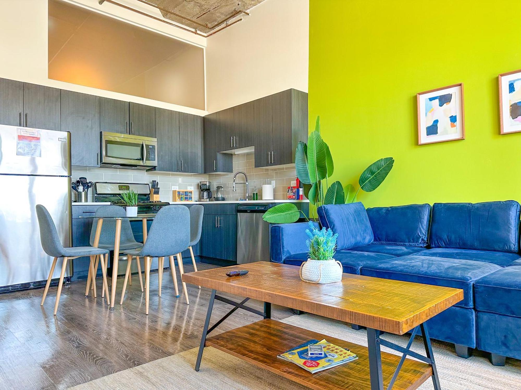 Spacious 2Br South Loop With Skyline View, Optional Parking And Gym Access Near Mccormick Place And Soldier Field * Chicago