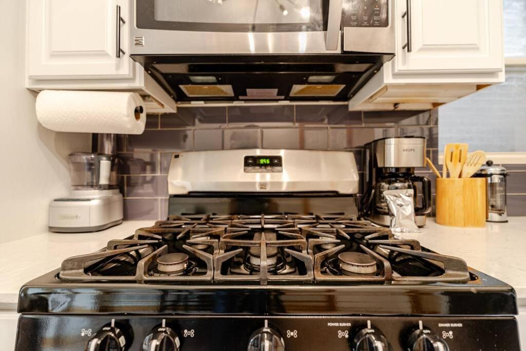 Wrigley 4br Home, Sleeps 10