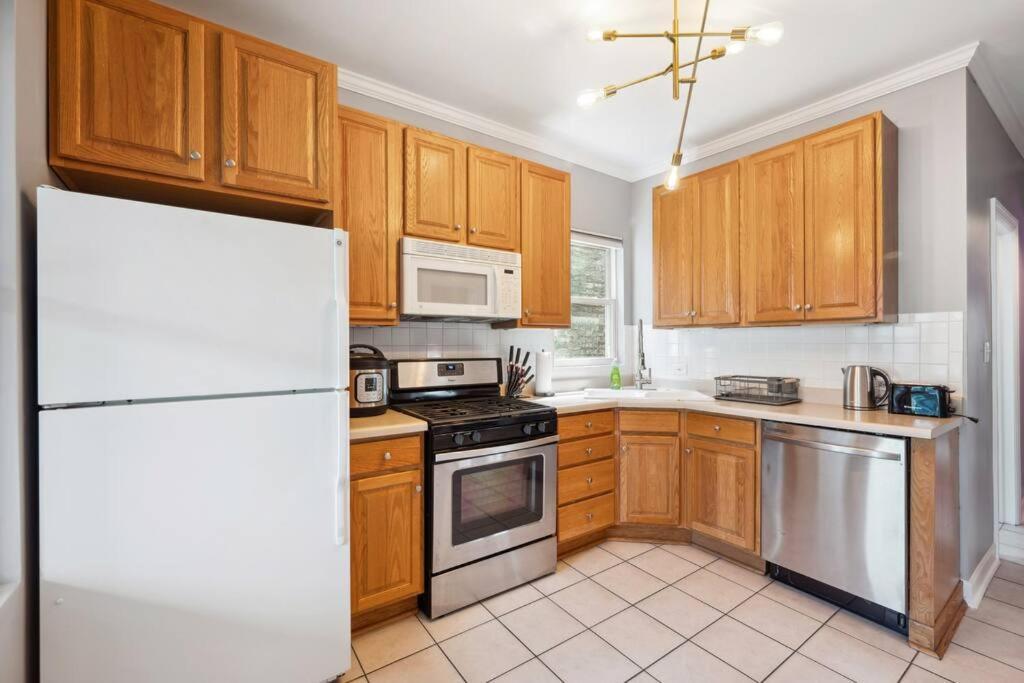 Wrigley 4br Home, Sleeps 10 Chicago
