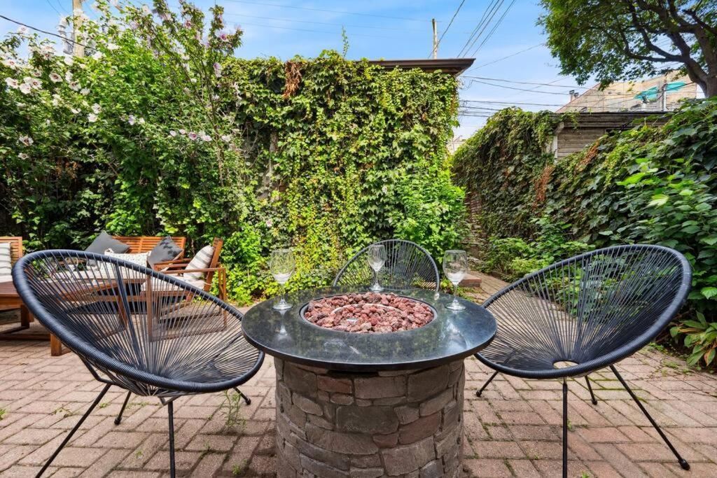 Wrigley 4br Home, Sleeps 10 *