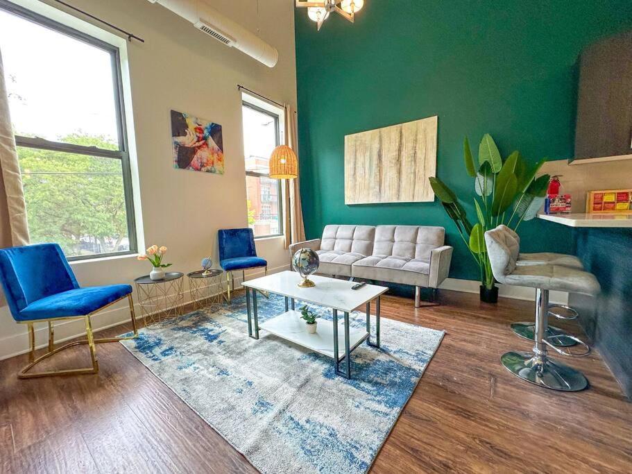 South Loop 3br With Optional Parking Near Mccormick Place