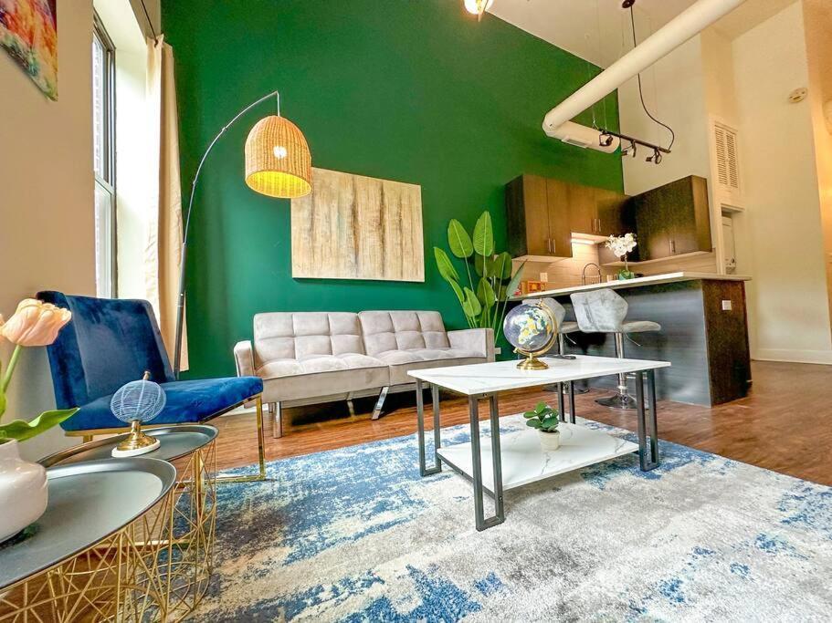 South Loop 3br With Optional Parking Near Mccormick Place Chicago