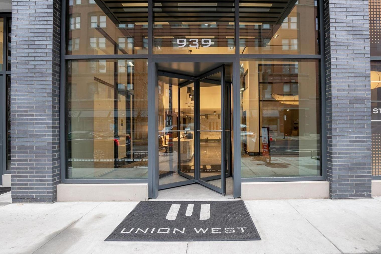 Apartment W Loop 1br W Pool Gym Nr Fulton Mkt Chi-293 Chicago