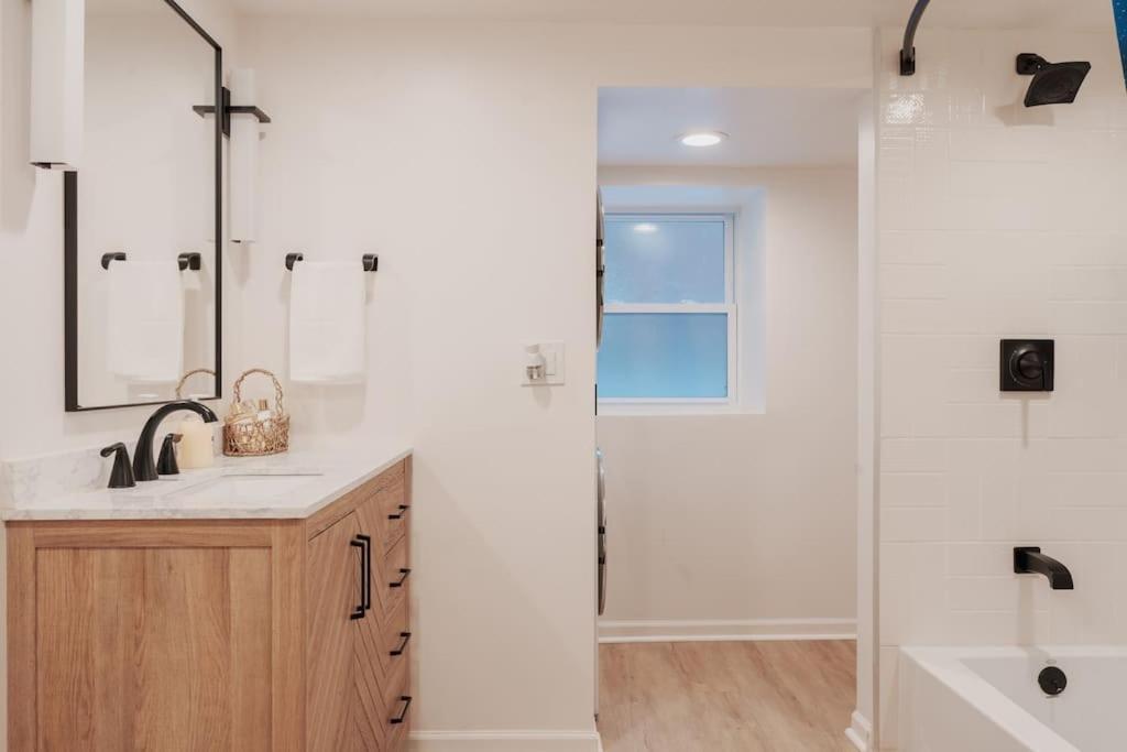 Prime Location In Lakeview Near Wrigleyville Apartamento *