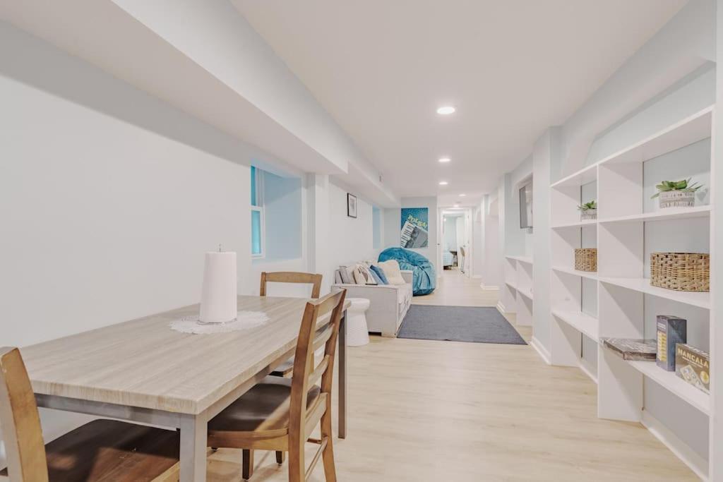 Prime Location In Lakeview Near Wrigleyville Apartamento