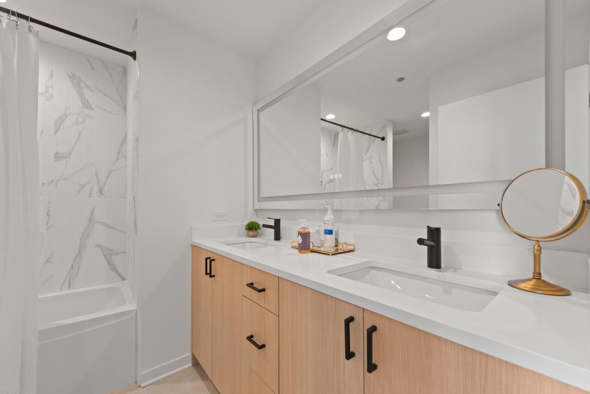 K2 Sky High With Stunning Views In West Loop *